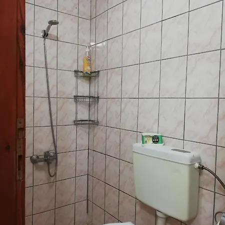 Caner Sitesi Apt No:211b Blok/b Kat:2 No:5 Apartment