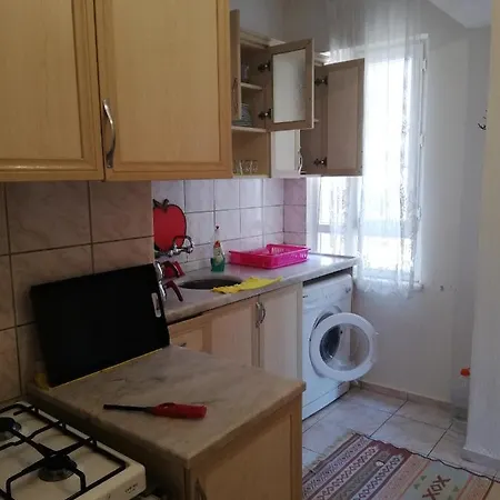 Caner Sitesi Apt No:211b Blok/b Kat:2 No:5 * Alanya